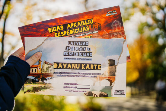 DĀVANU KARTES